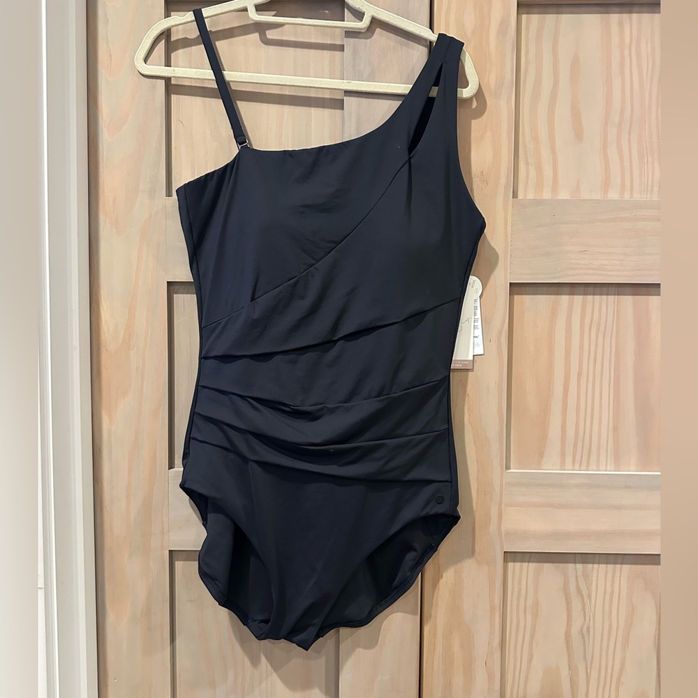 CALIA by Carrie Underwood Black One-Shoulder One-Piece Swimsuit